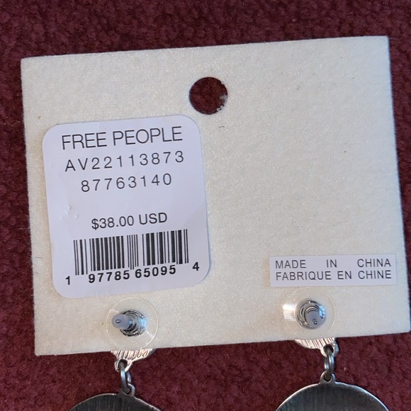 NEW Free People Back to Brooklyn earrings - Picture 7 of 8